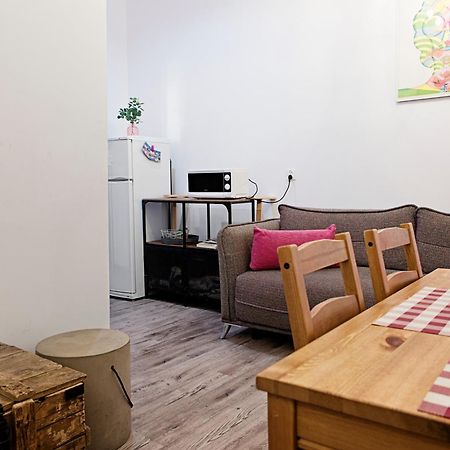 Hostel Krolewska Lublin Exterior foto