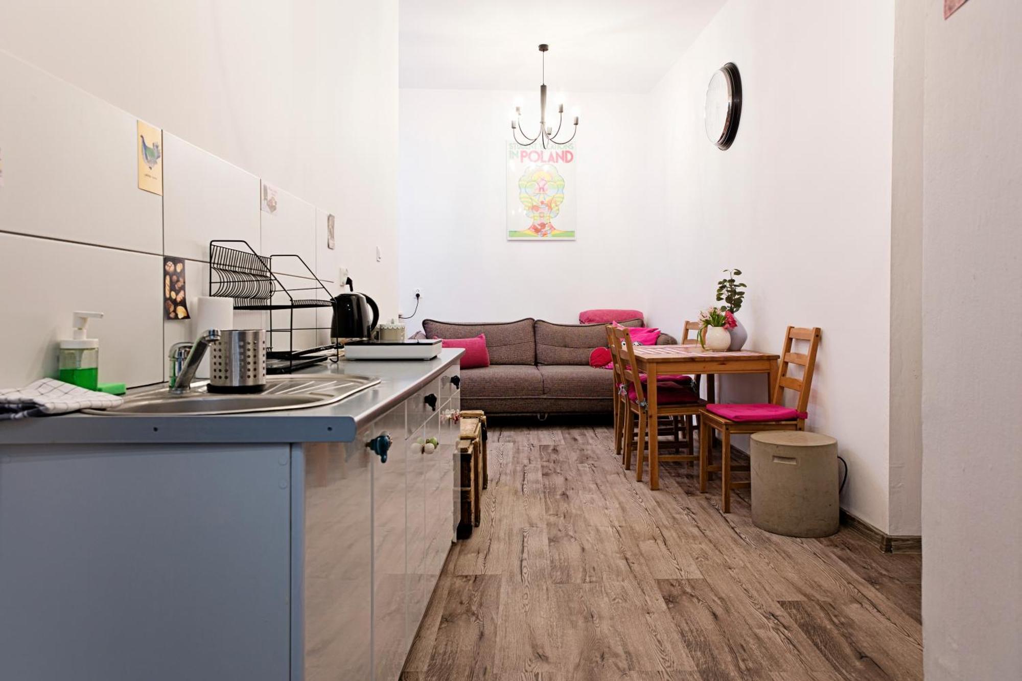 Hostel Krolewska Lublin Exterior foto